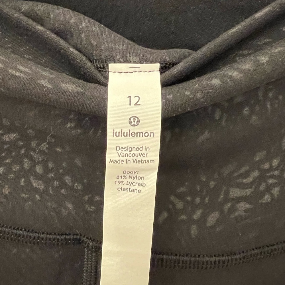 Lululemon Align Shorts - Picture 5 of 5